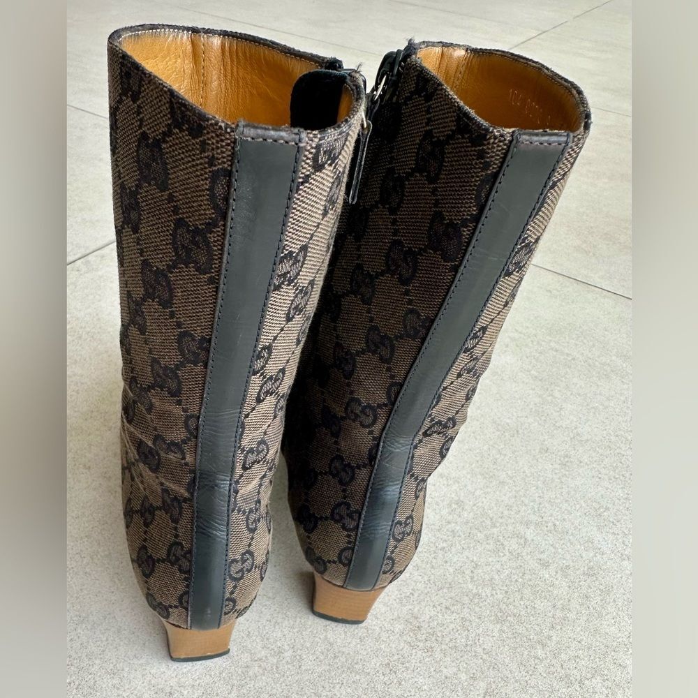 Gucci Vintage 90'S Brown GG Monogram Canvas Boots Wood Heels US 6B - Picture 9 of 16